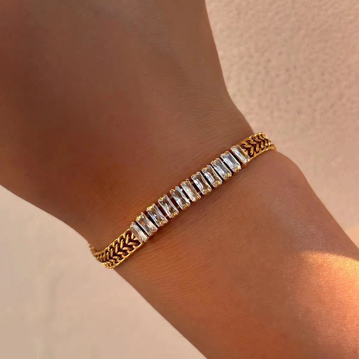 18K-GOLD PLATED TENNIS CHAIN BRACELET