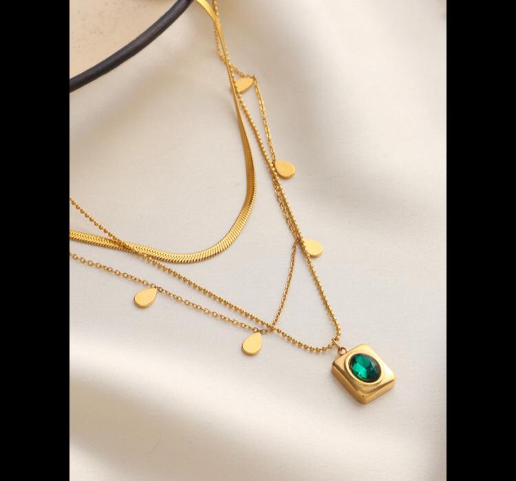 18K-GOLD PLATED TRIPLE LAYER NECKLACE