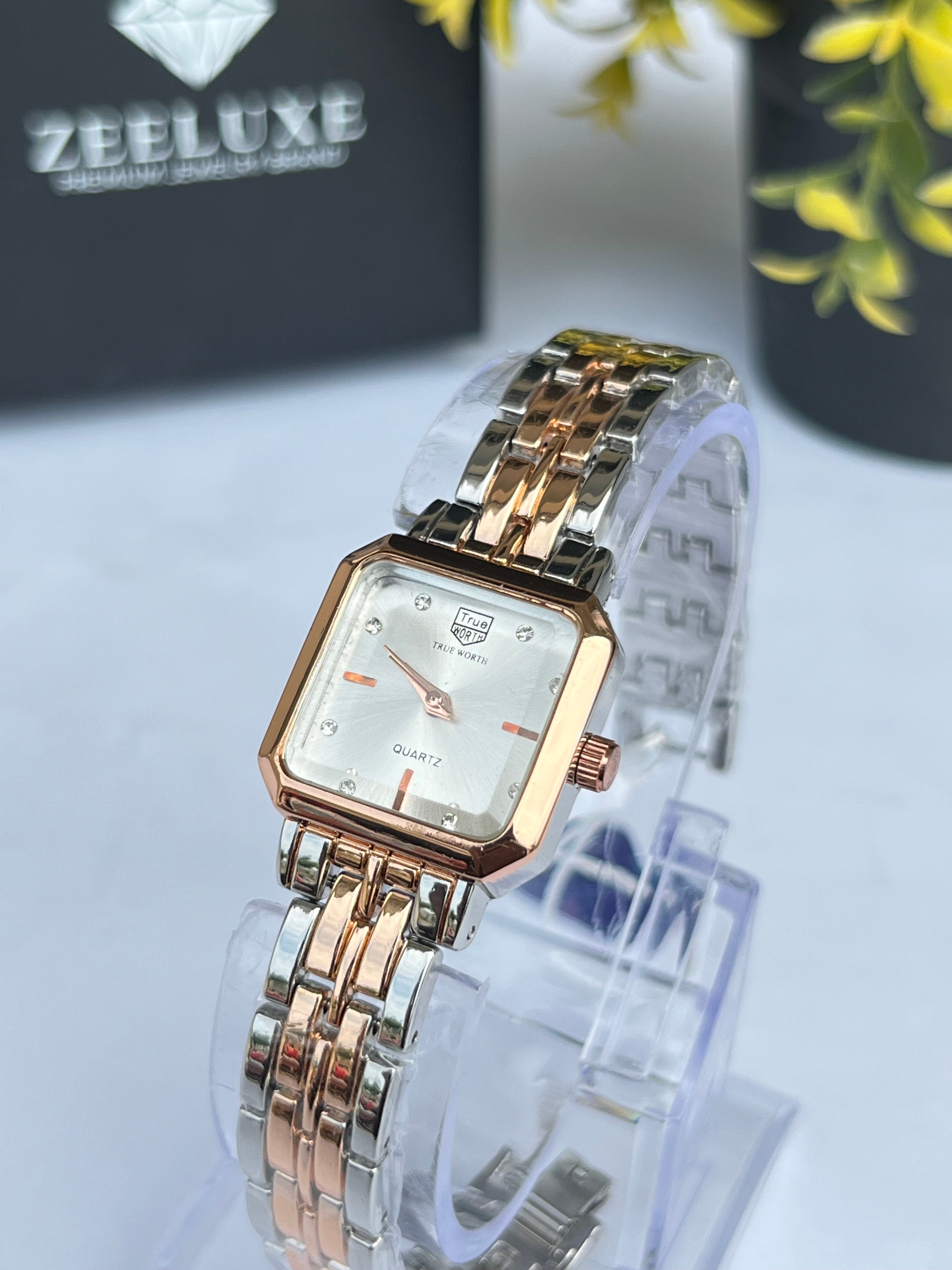 TRUE WORTH COPPER CHAIN WHITE DIAL WATCH