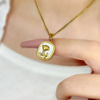 18K-GOLD PLATED FLOWRA PENDENT